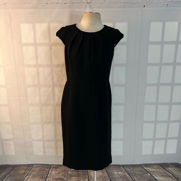 Talbots Dresses & Skirts - Talbots cap sleeve business professional sheath dress size 6